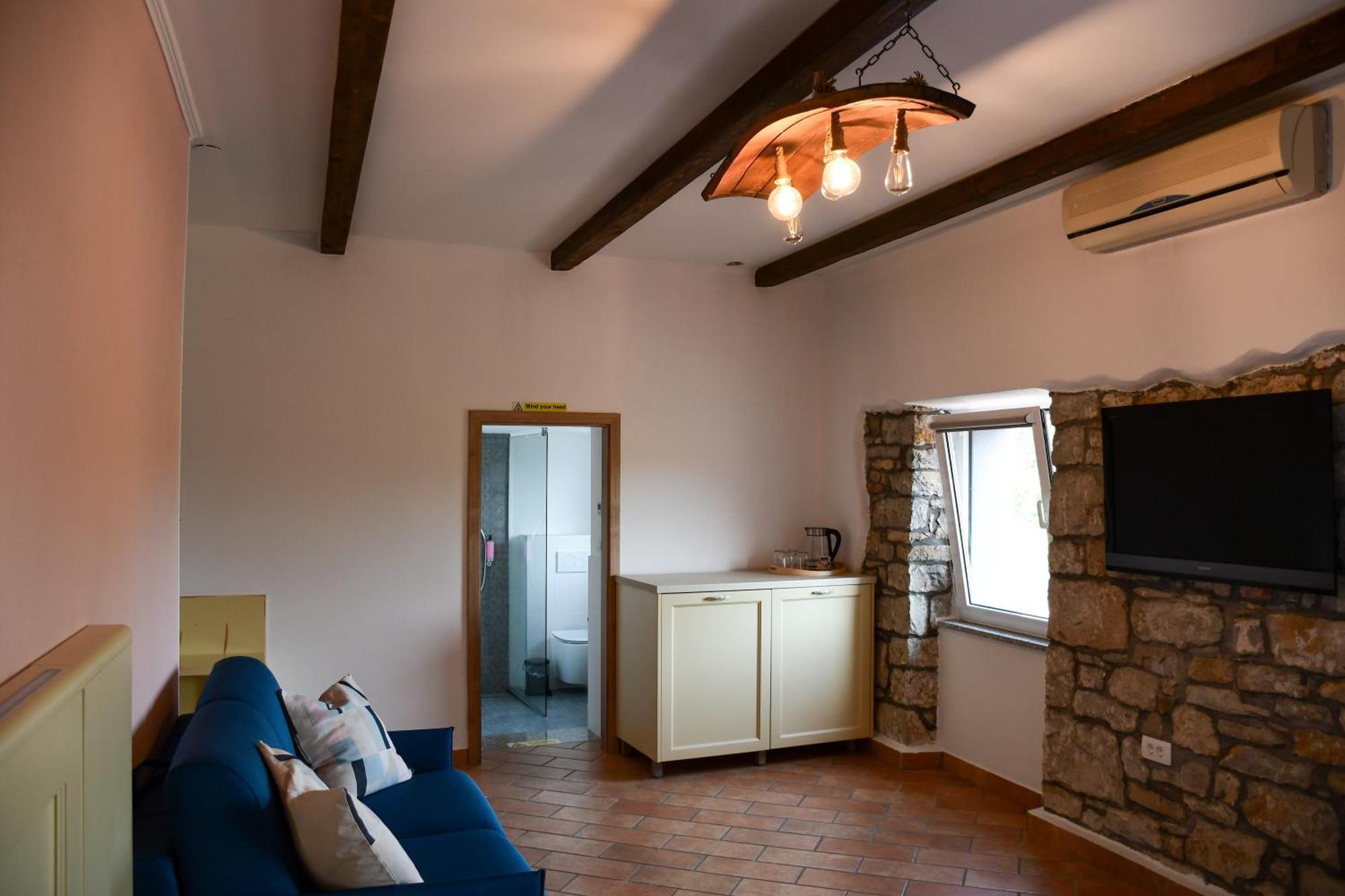 Razman Wine Rooms Gracisce Экстерьер фото