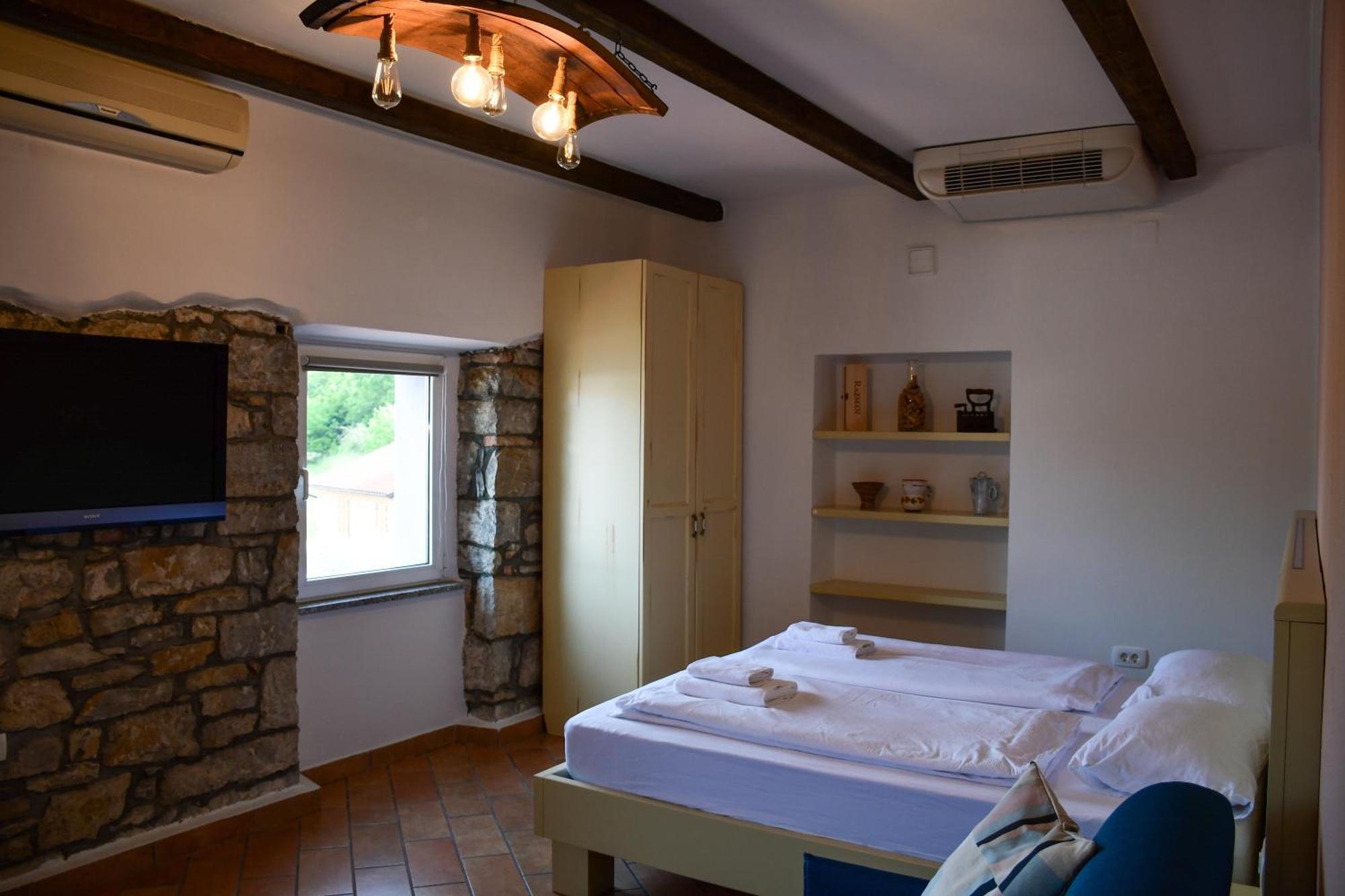 Razman Wine Rooms Gracisce Экстерьер фото